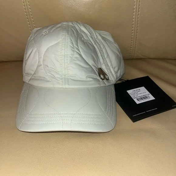 MOOSE KNUCKLES LOGO ICON CAP (ORCHID PETAL) M31MA534 Moose Knuckles Logo Icon Cap (Orchid Petal) M31MA534 main image 4